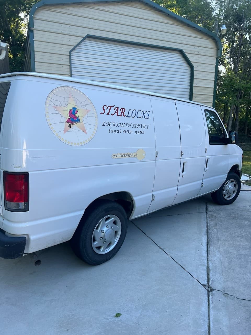 Star Locks van